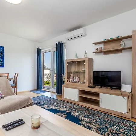 Roza, Sea View, Free Parking * Ичичи
