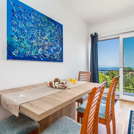 Roza, Sea View, Free Parking 아파트 Ičići