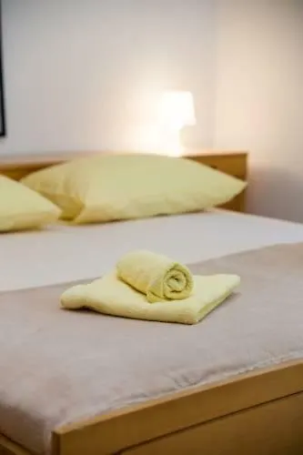 Roza, Sea View, Free Parking Ičići