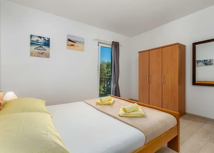 Roza, Sea View, Free Parking * Icici